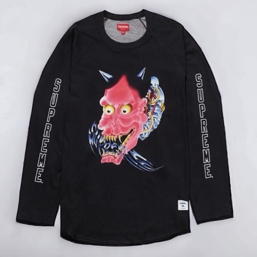 SUPREME | 2022 Devil Raglan Long Sleeve